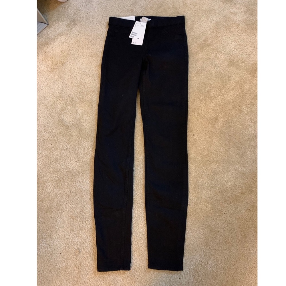 H&M black super stretch jeans. NWT